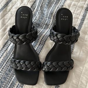 Women’s A NEW DAY Basil Mule Heels